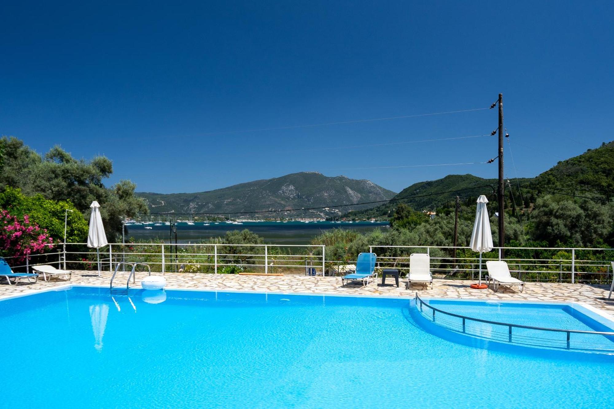 Vliho Bay & Apartament